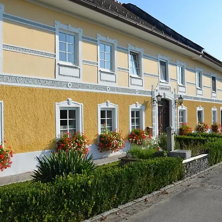 Gasthof Lindenhof- Fam. Forstmayr