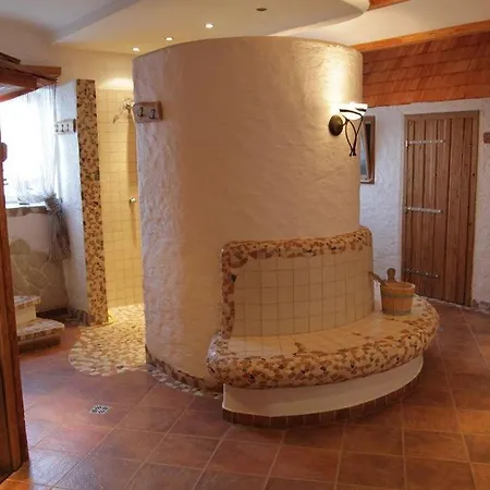 Lindenhof- Fam. Forstmayr