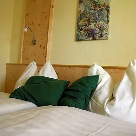 Lindenhof- Fam. Forstmayr Affittacamere 3*
