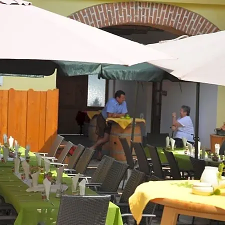 Lindenhof- Fam. Forstmayr